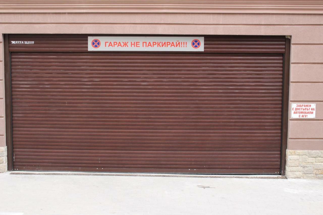 Kapana Luxury City Center Apartments With Garage Plovdiv Exterior photo